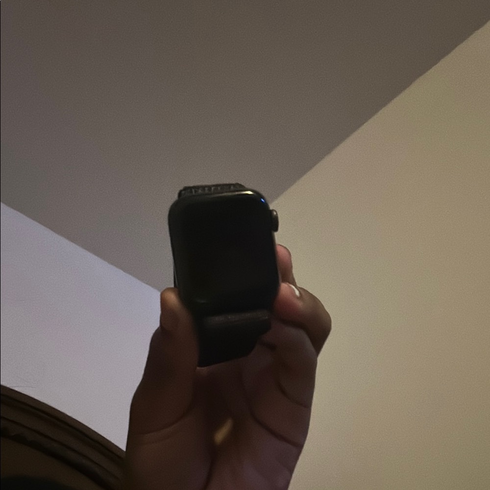 Black apple watch series 4